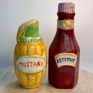 Cardinal Ceramic Vintage Mustard and Ketchup Novelty Salt and Pepper Shakers Set